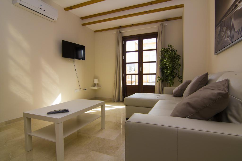 Apartamentos Centro Puerto De Santa Maria エル・プエルト・デ・サンタ・マリア 部屋 写真