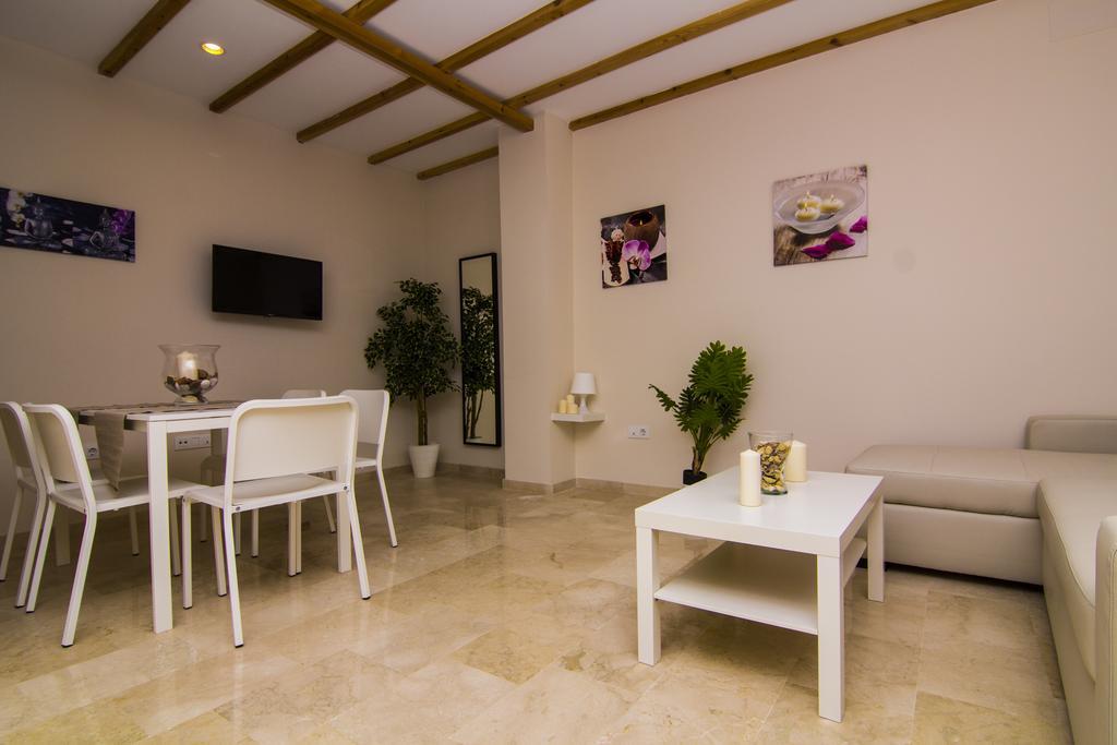 Apartamentos Centro Puerto De Santa Maria エル・プエルト・デ・サンタ・マリア 部屋 写真